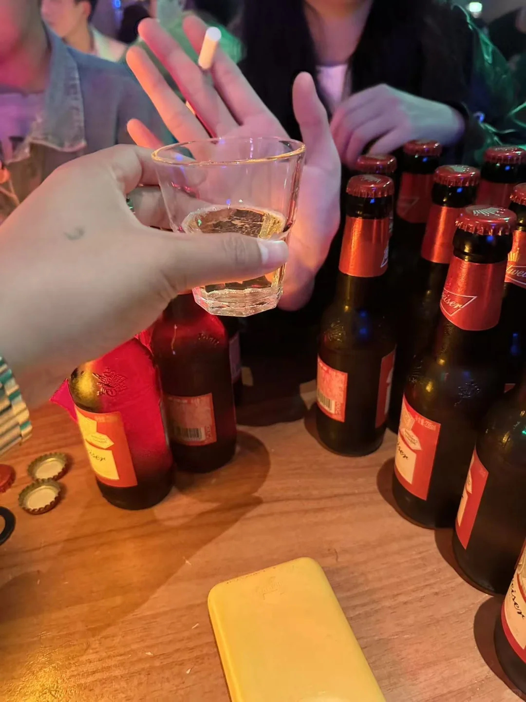 海口小酒馆开业了，我的员工在哪？