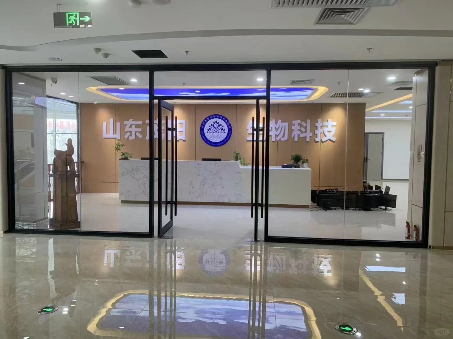 济宁有找工作的小哥哥小姐姐不