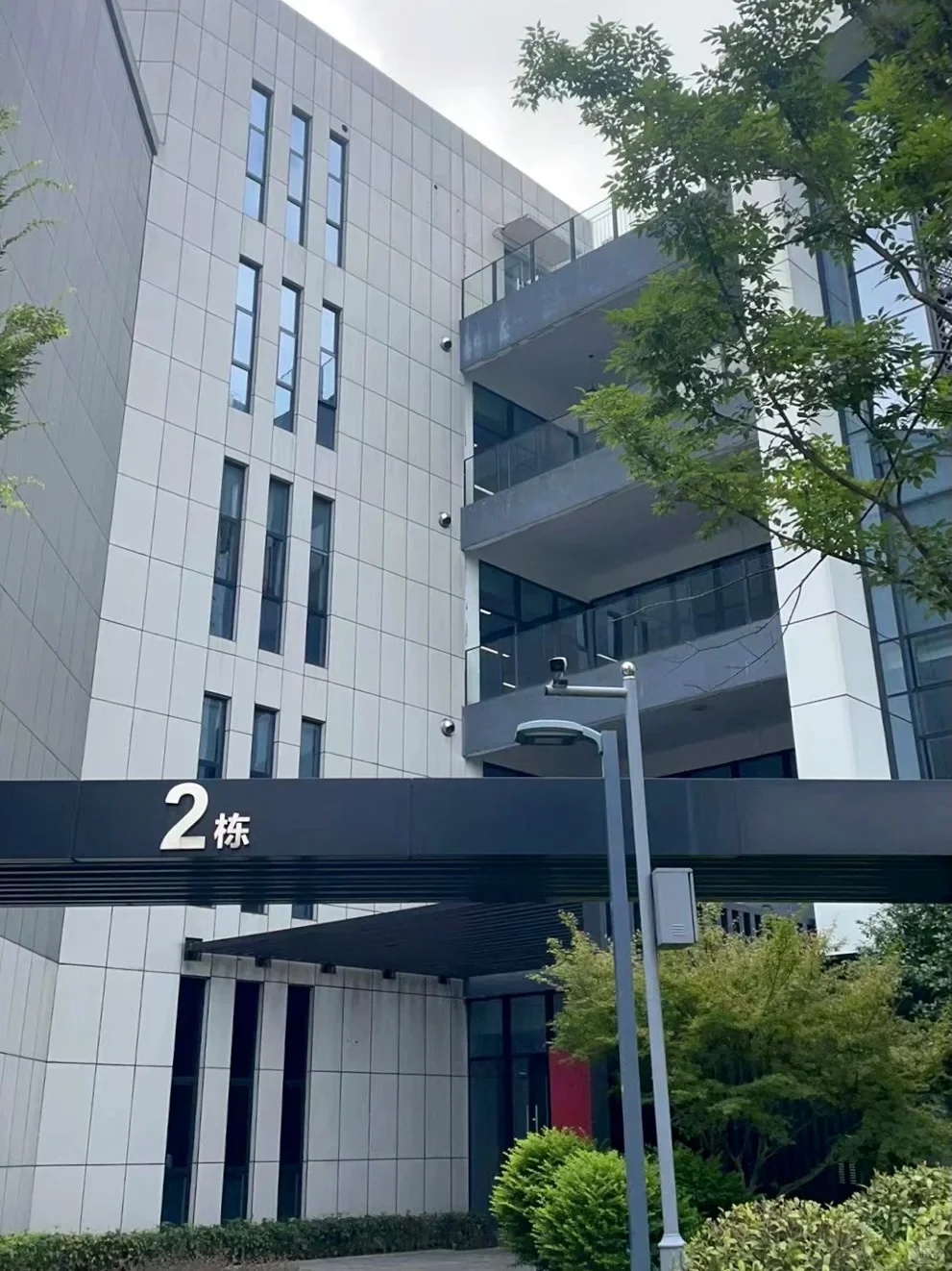 长沙招聘！朝九晚六周末双休有五险一金！！