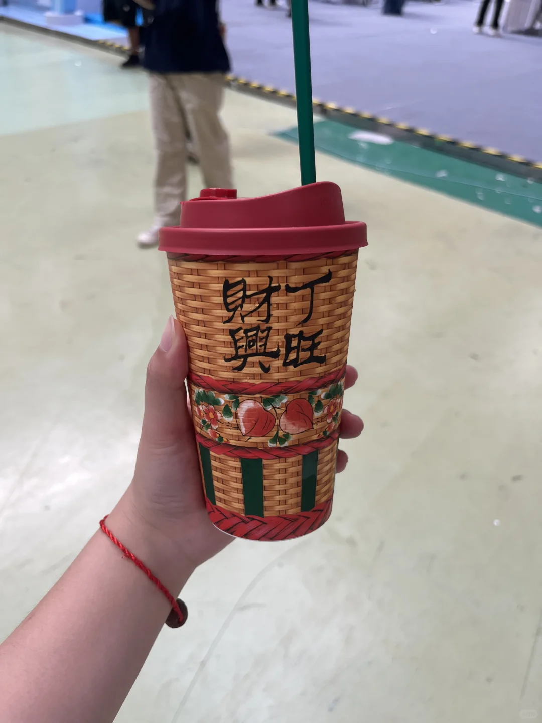 全国的招聘会都按照这个标准来好吗！