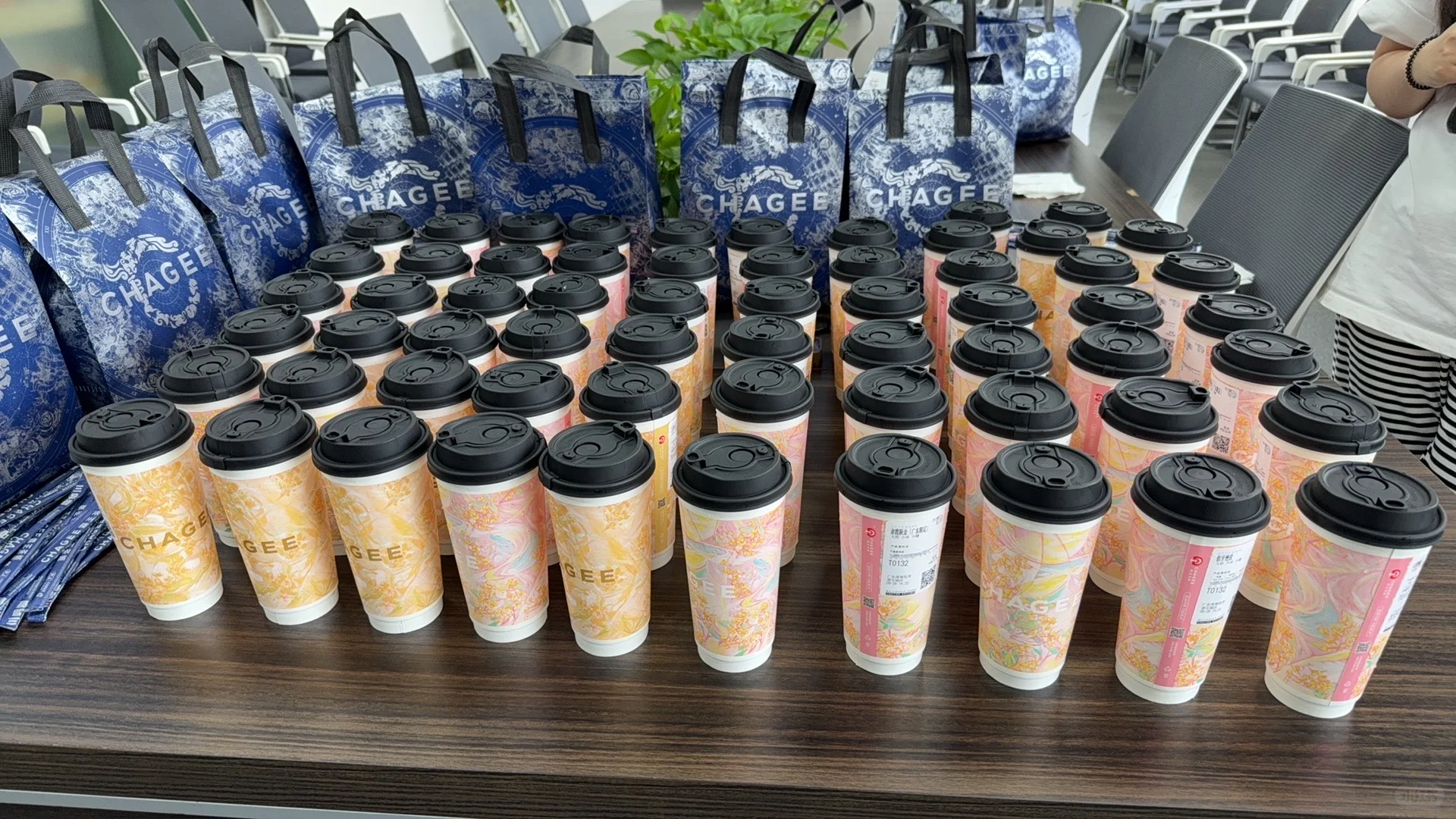 珠海市香洲区双休招人