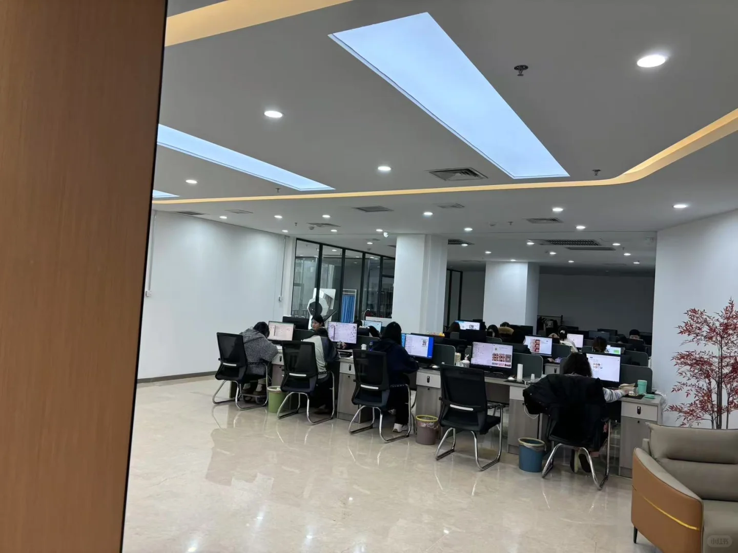 济宁有找工作的小哥哥小姐姐不