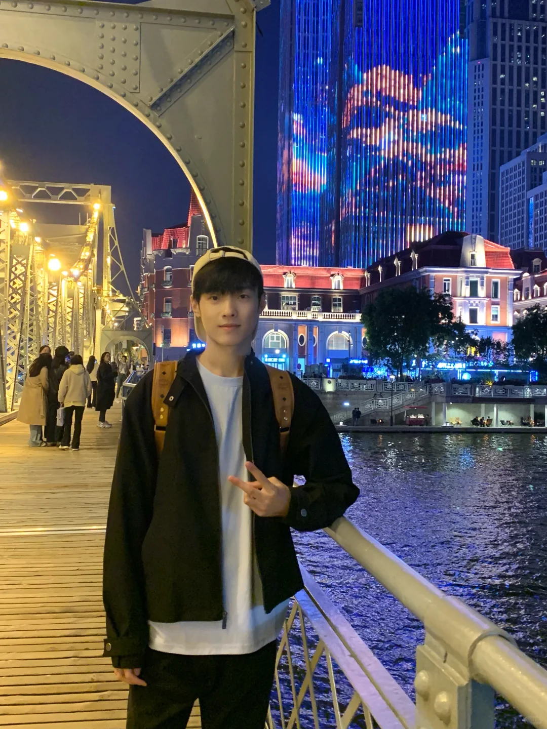 在天津谁能给我介绍一个工作