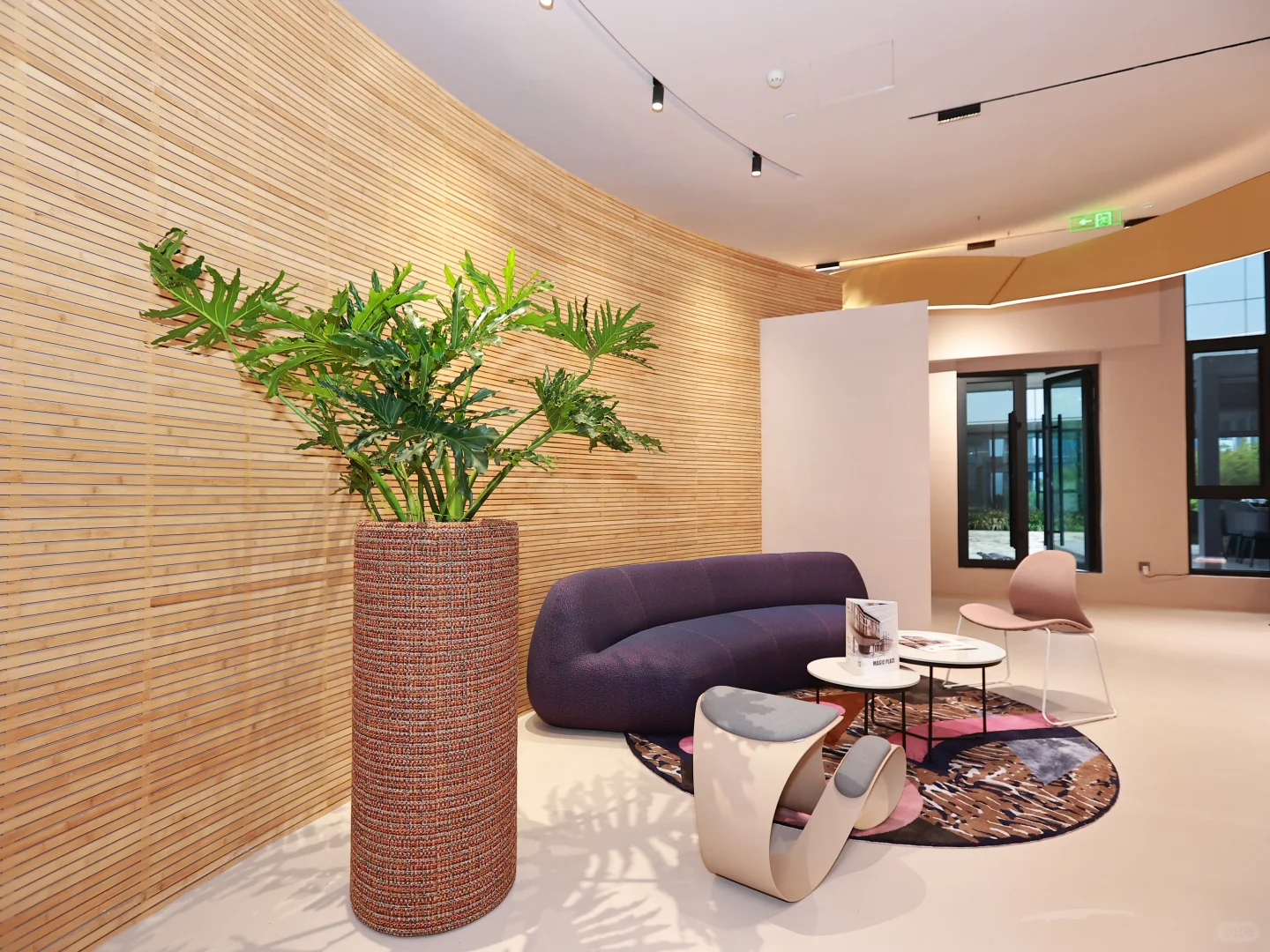 急招 坐标西安招聘软装设计师