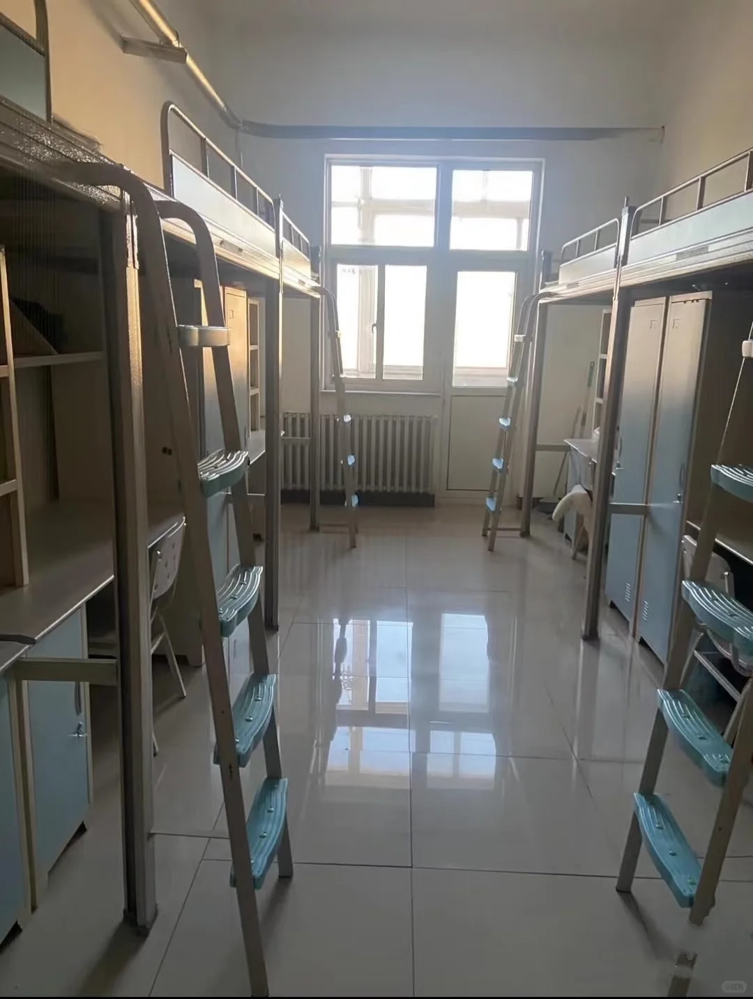 鞍山职业技术学院