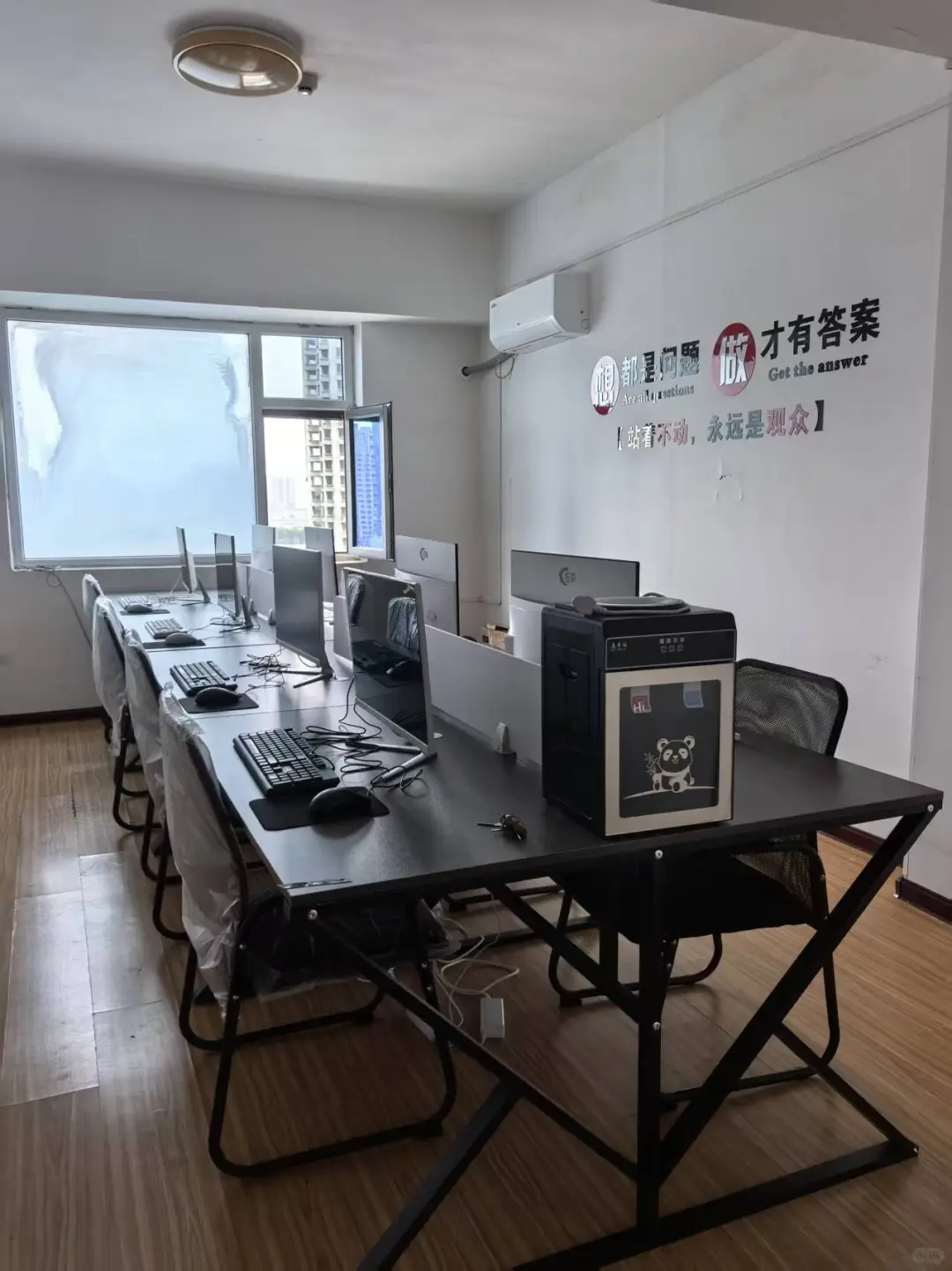 坐班坐班！轻松不累