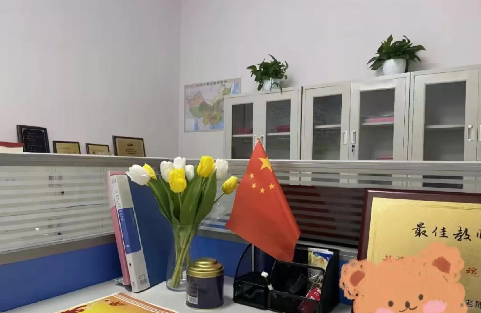 开封某中专公办扩招 双休 寒暑假