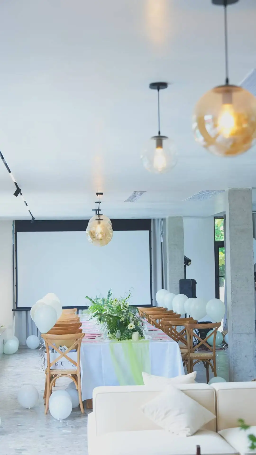 贺州民宿招女管家啦