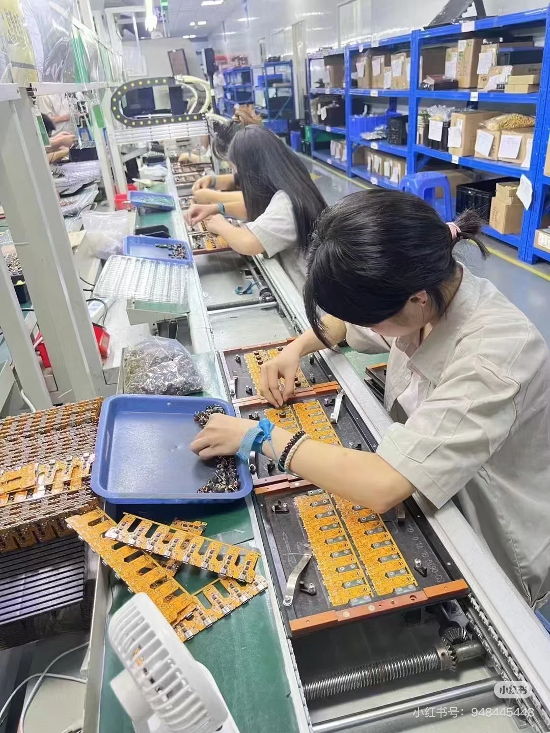 深圳十月份新产线招正式工小时工！包吃住