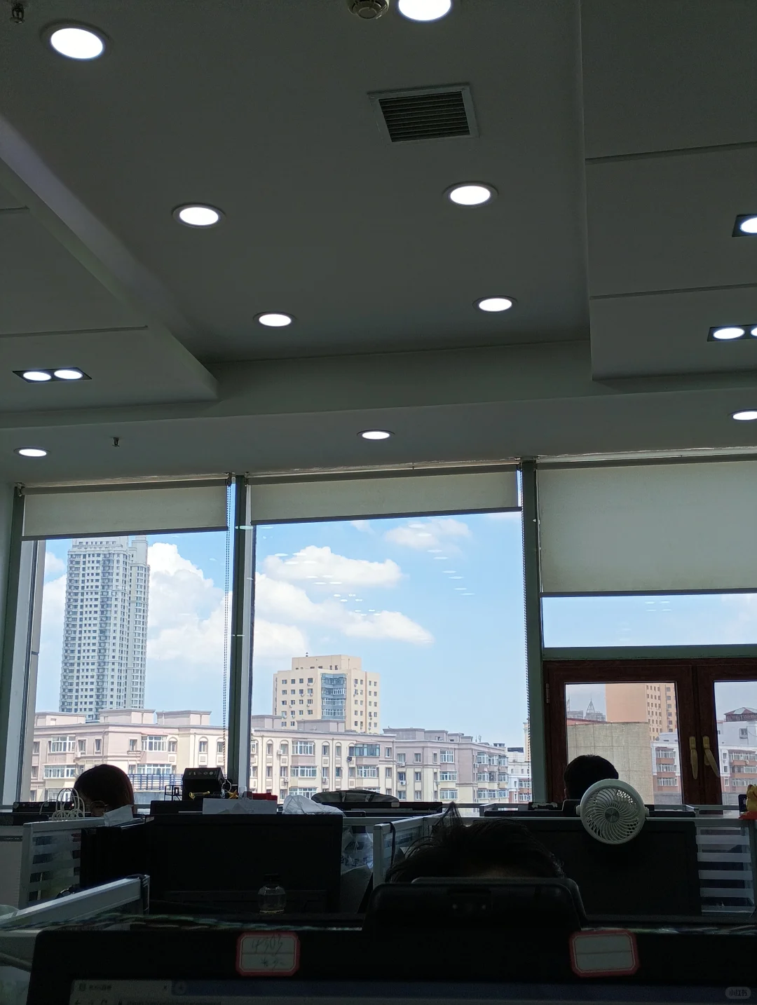 中央大街地铁口无责底薪5500！