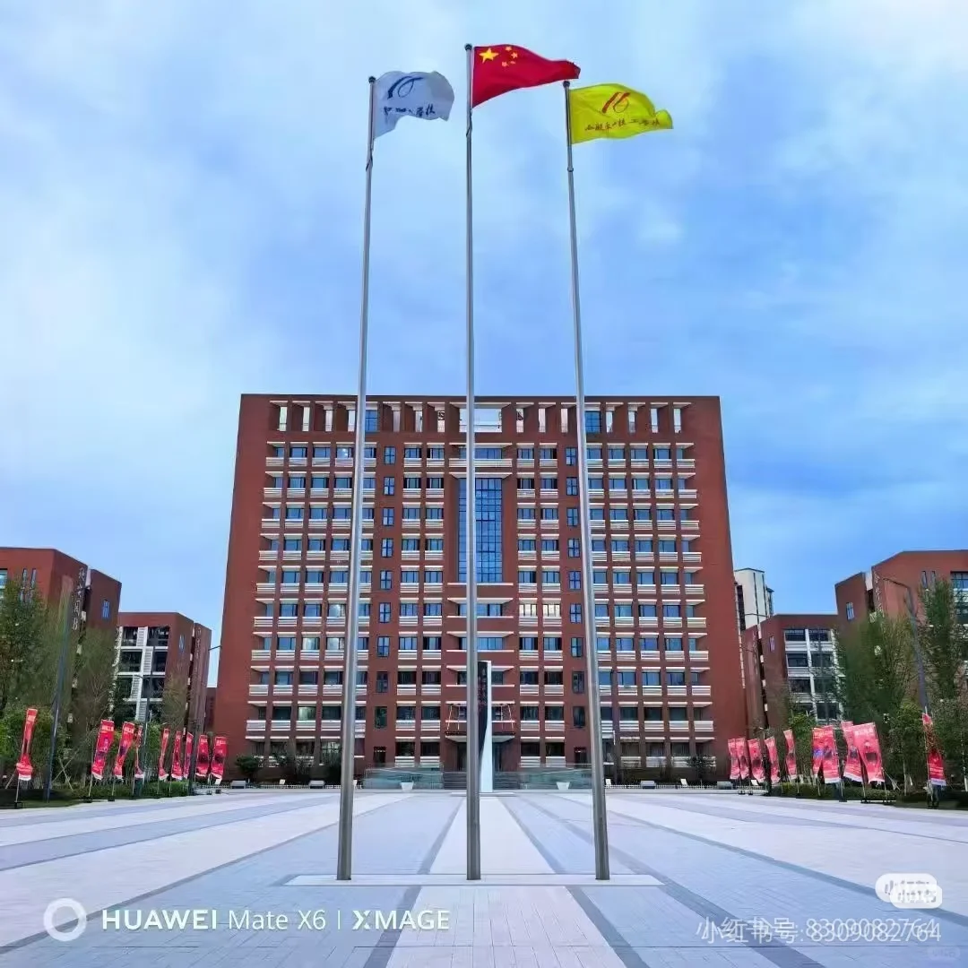 驻校教官