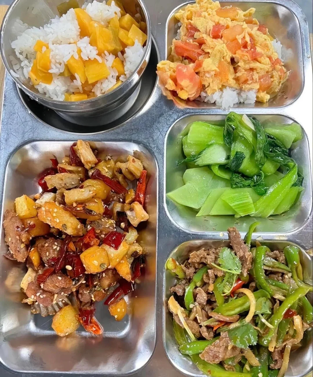 广州番禺区电子厂大量招工！
