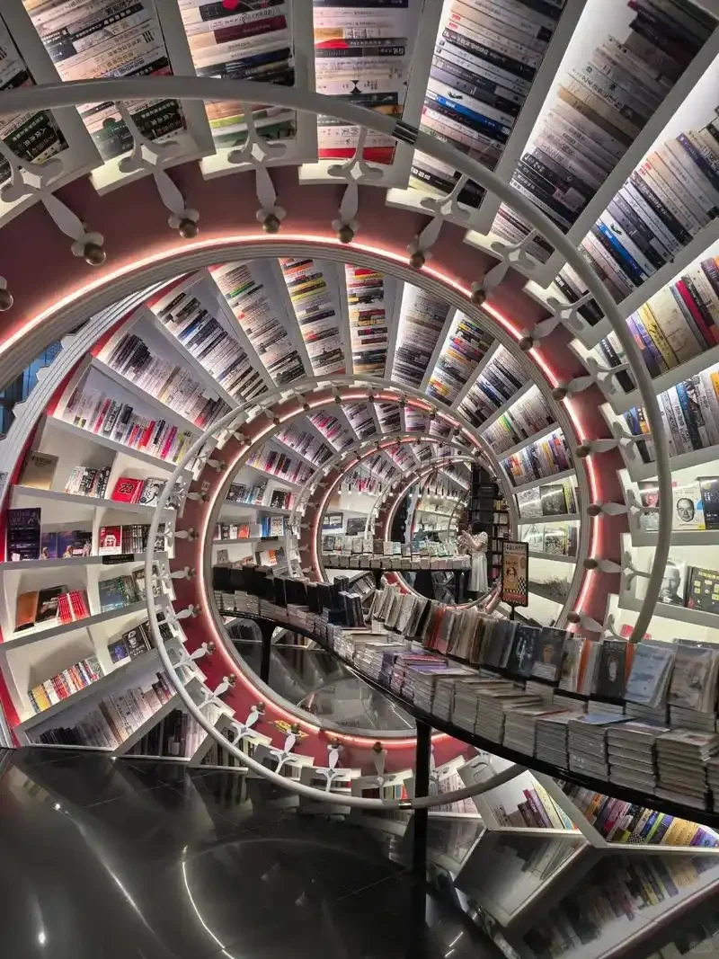 南宁周末书店兼职，200/天