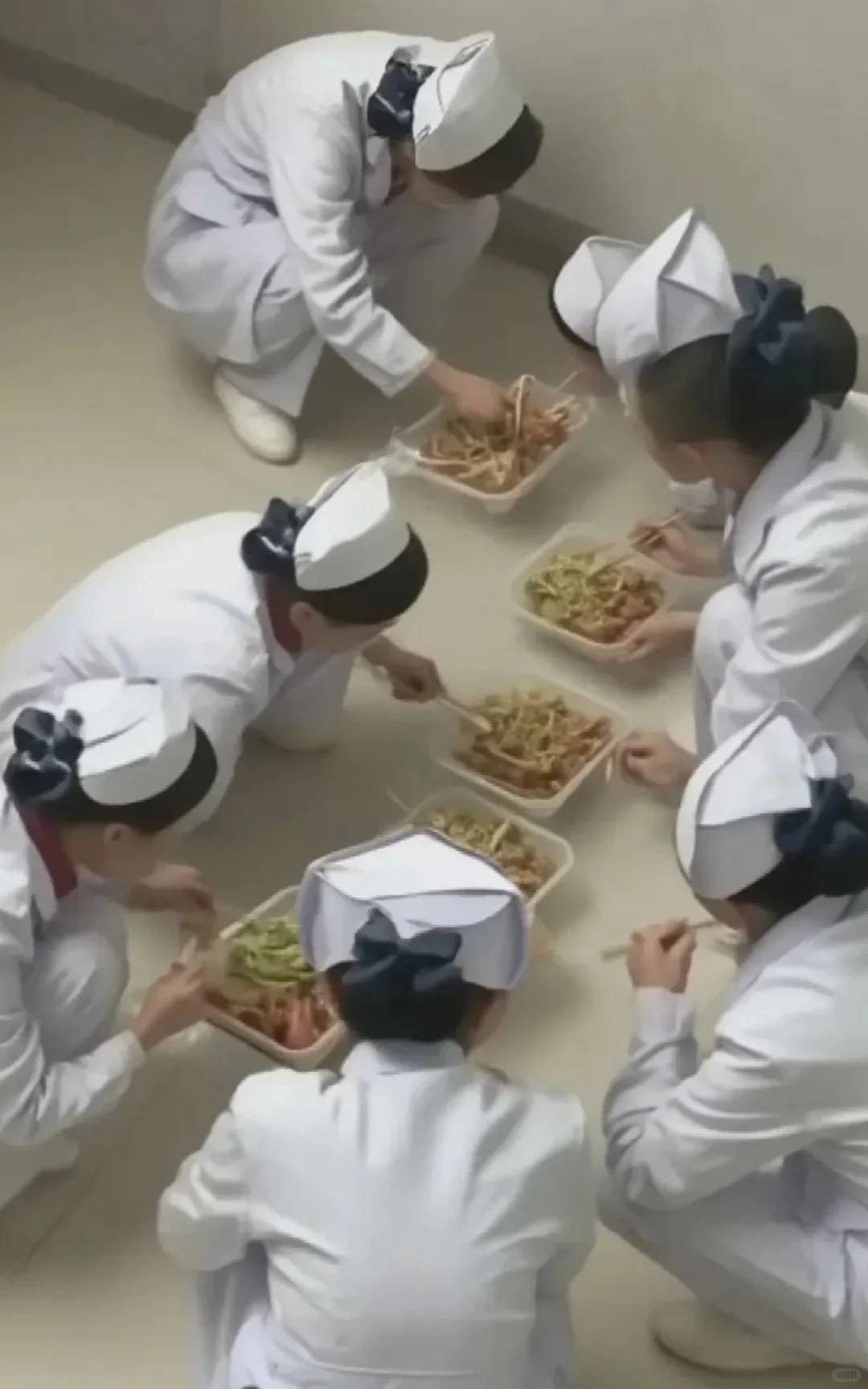 倒贴钱打工？00后实习护士的生存现状太离谱