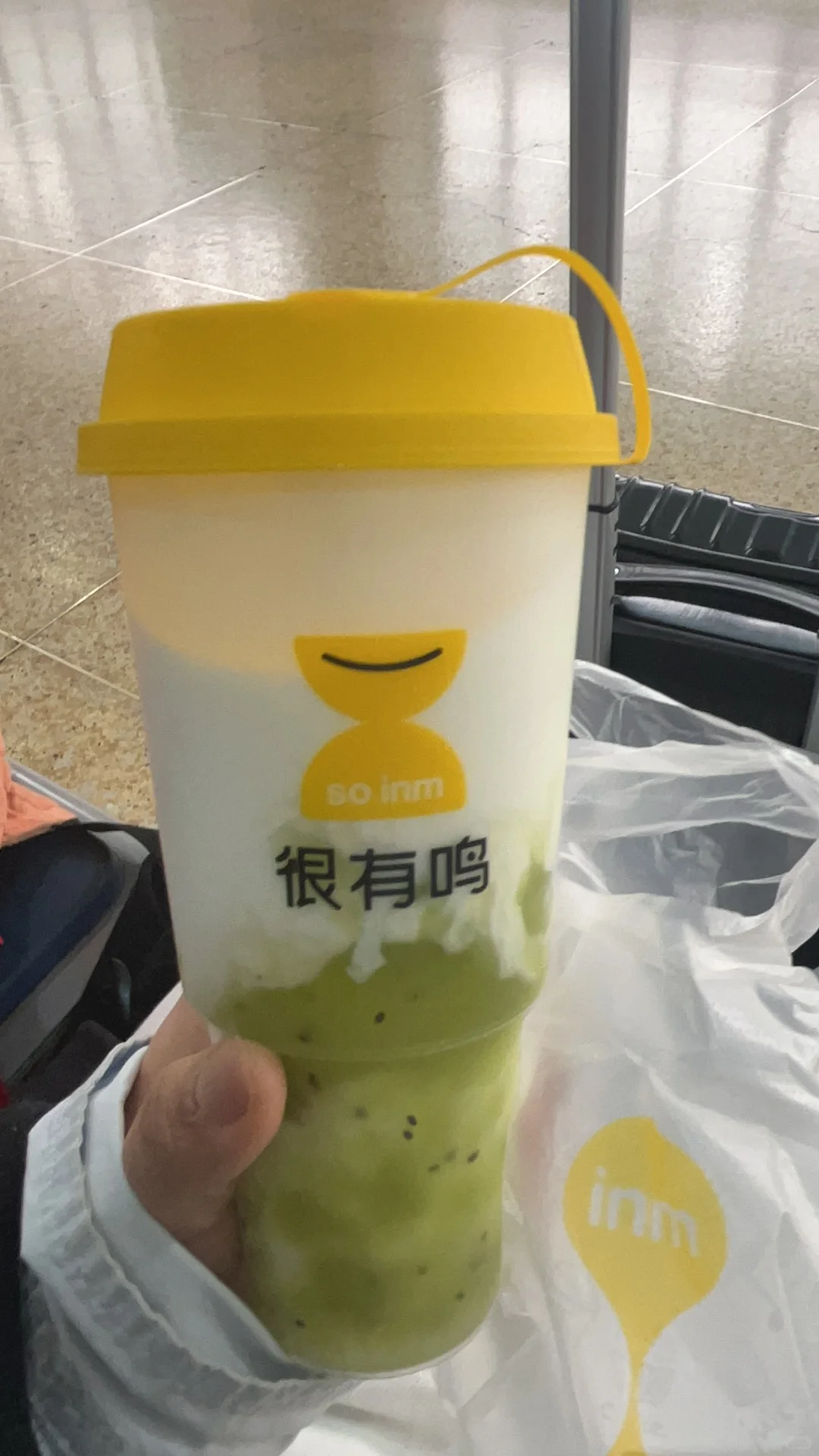 一个来杭找工作的24硕轻轻碎了