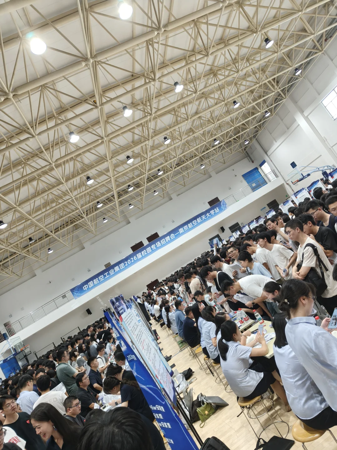 天下“英雄”如过江之鲫啊