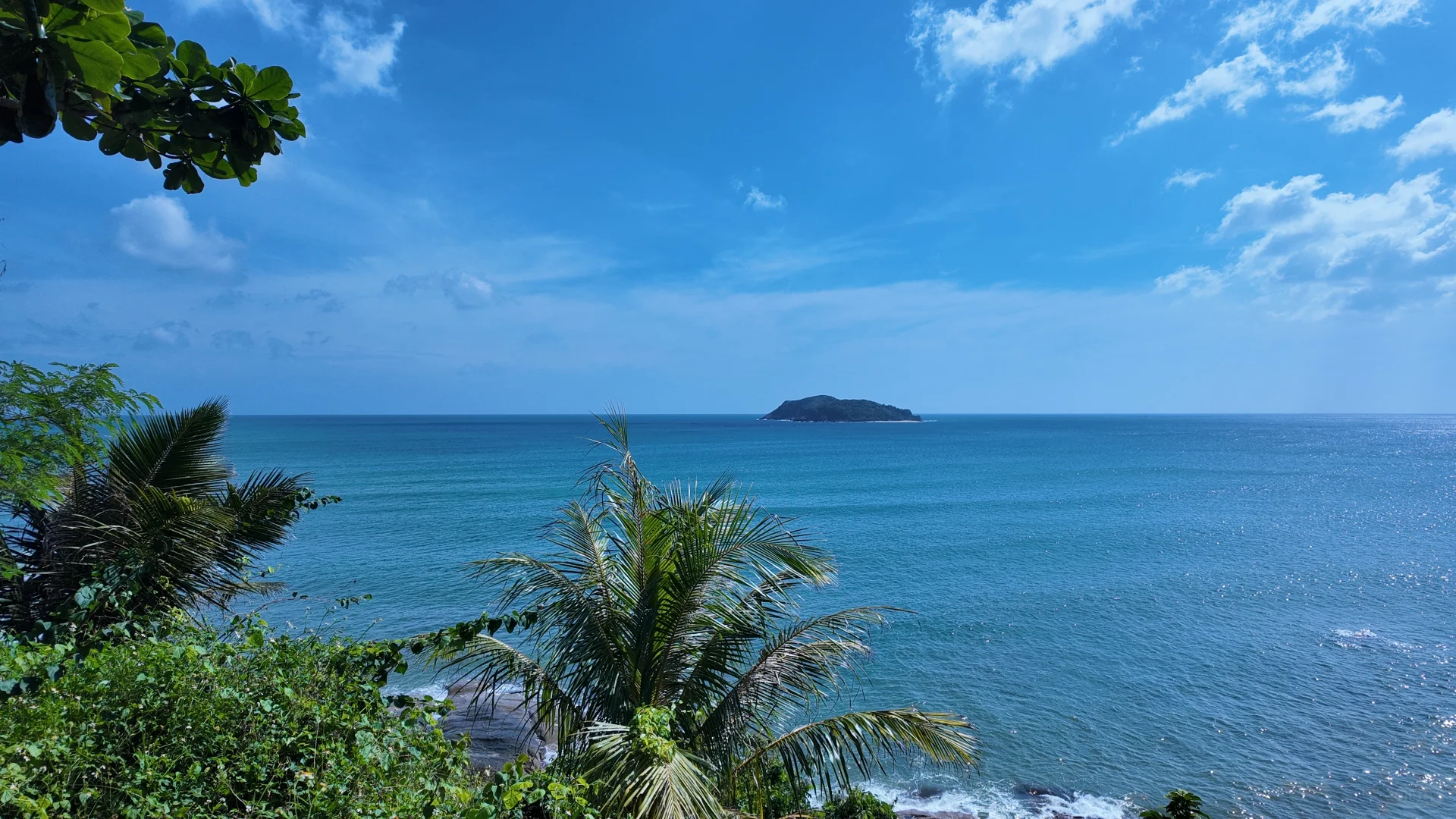 前台招人：月薪一万