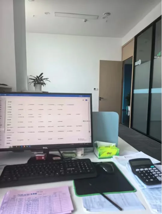 没有经验的会计生找工作最快的办法是...