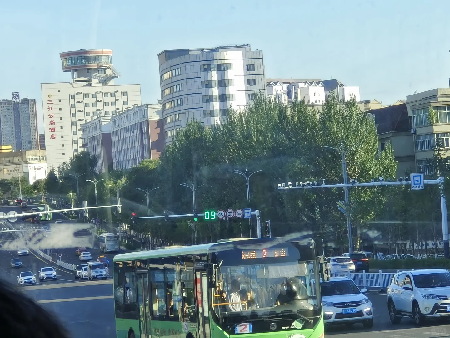 不是说鹤岗没人了吗？