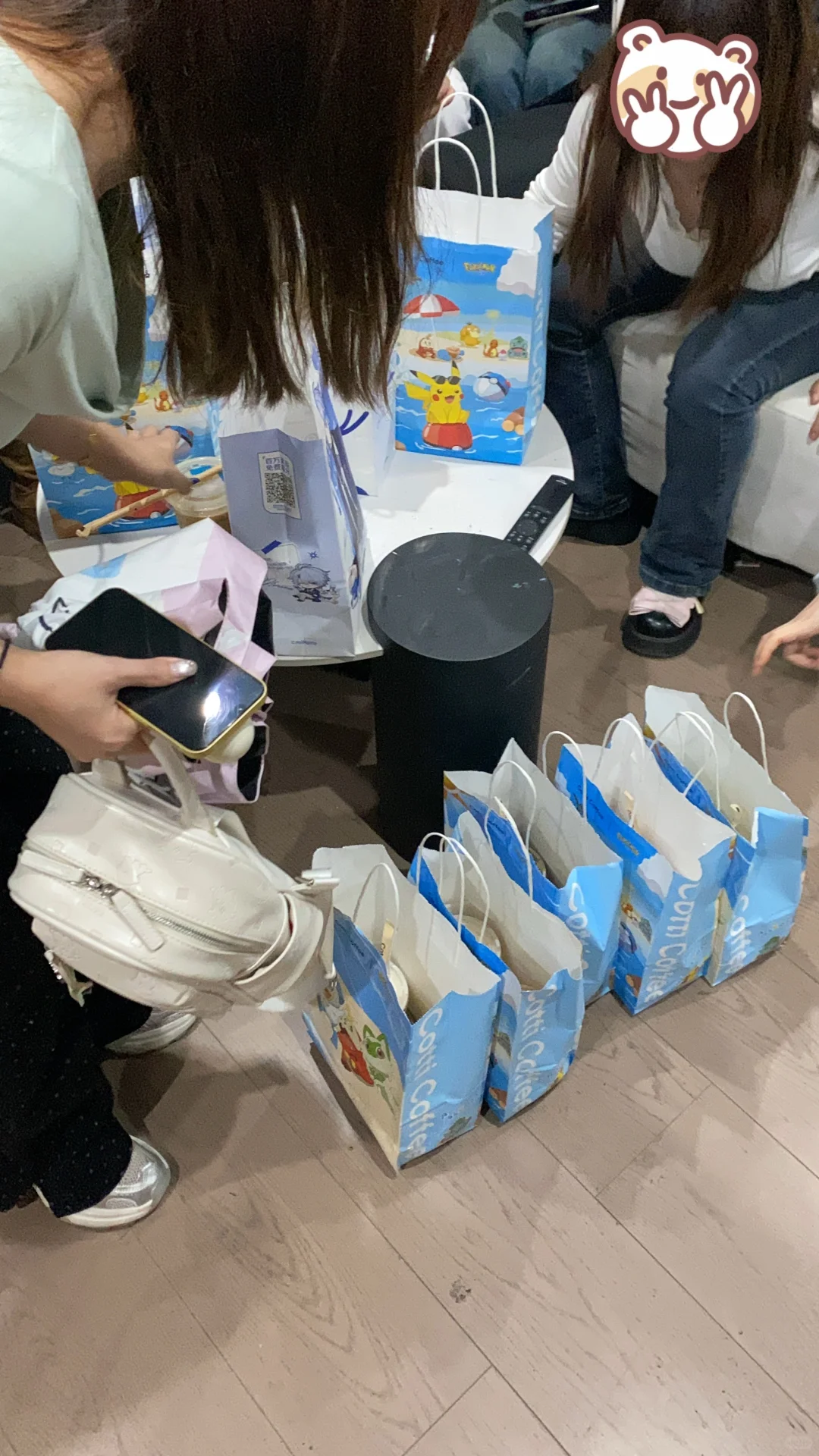 4-6K初创公司，氛围融洽，就是少了点人