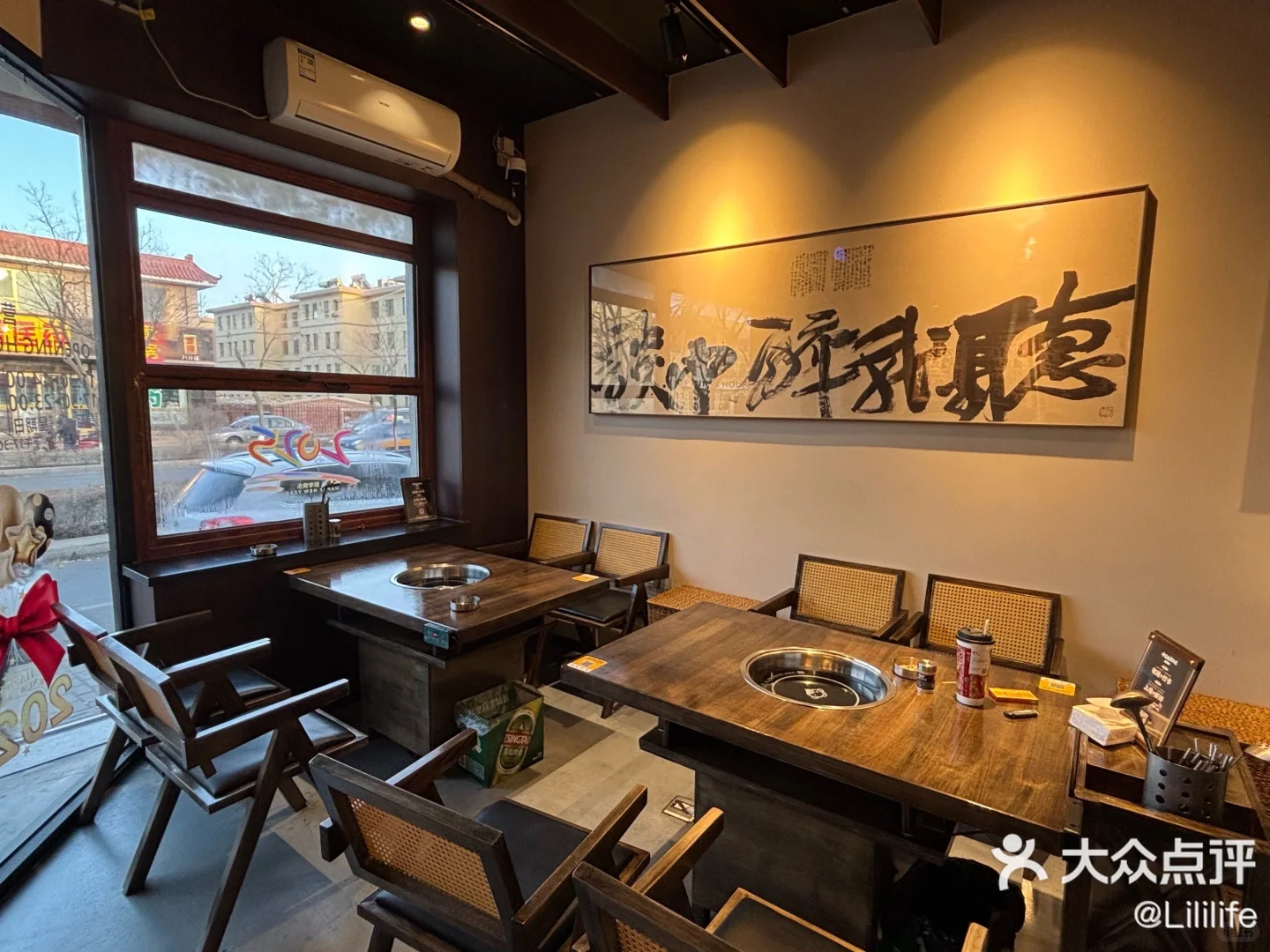 小石榴火锅局招聘前厅服务员！