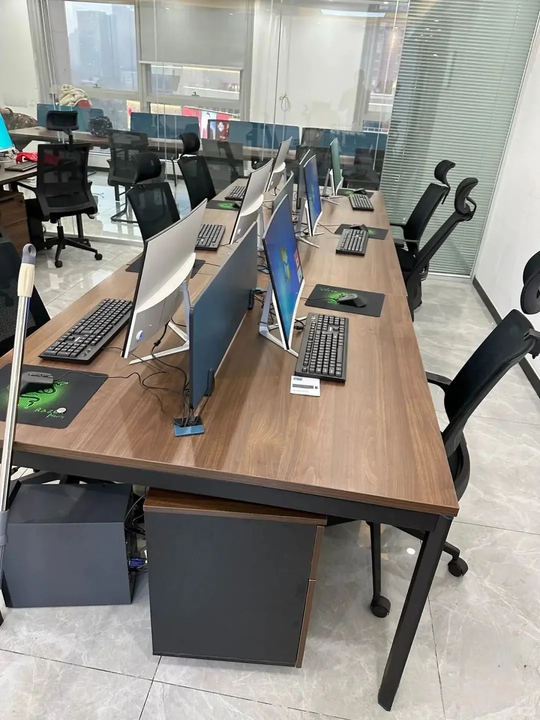 张家界大量招聘旅游客服