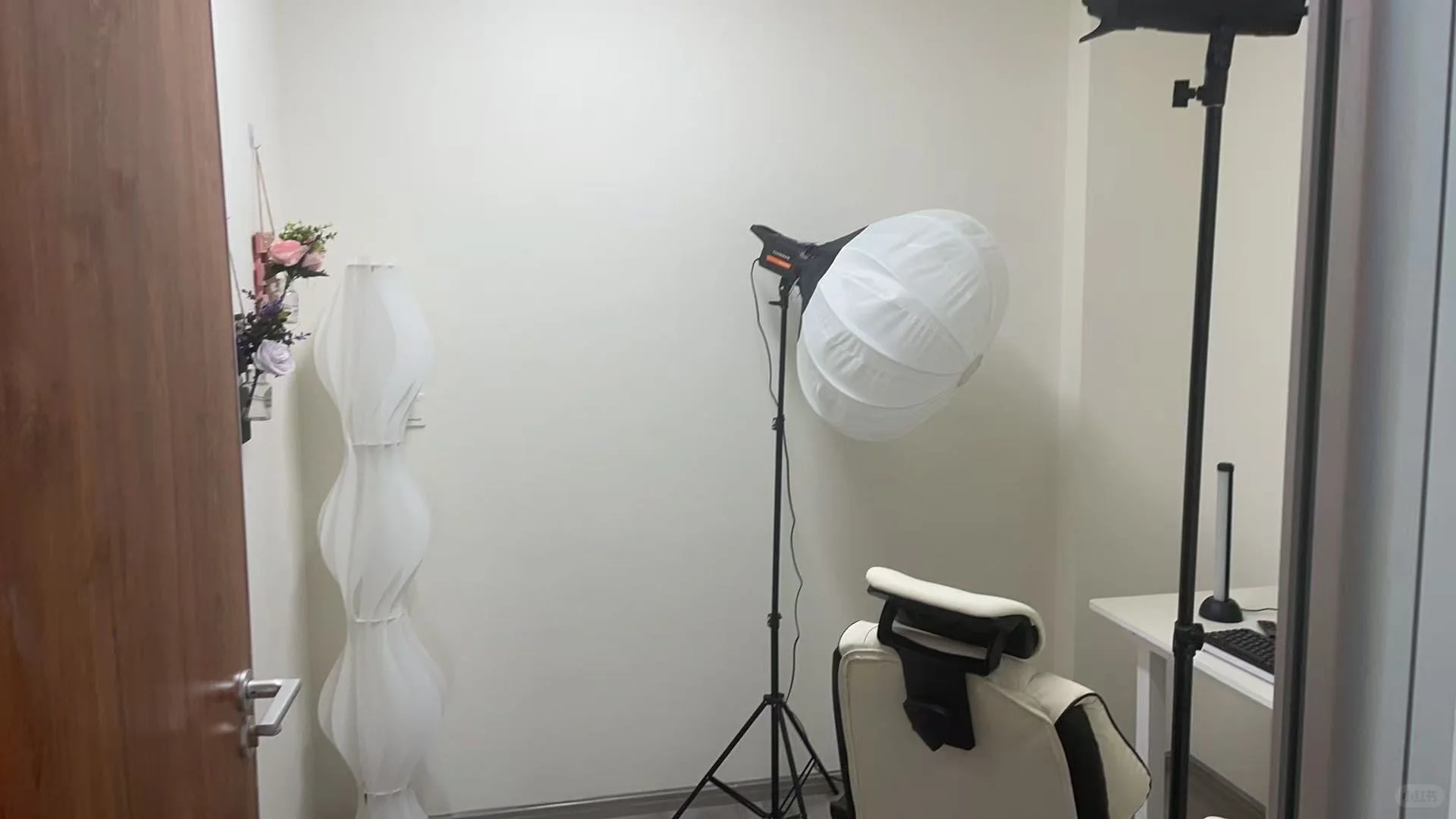 00后勇闯团播公司当苦命人事