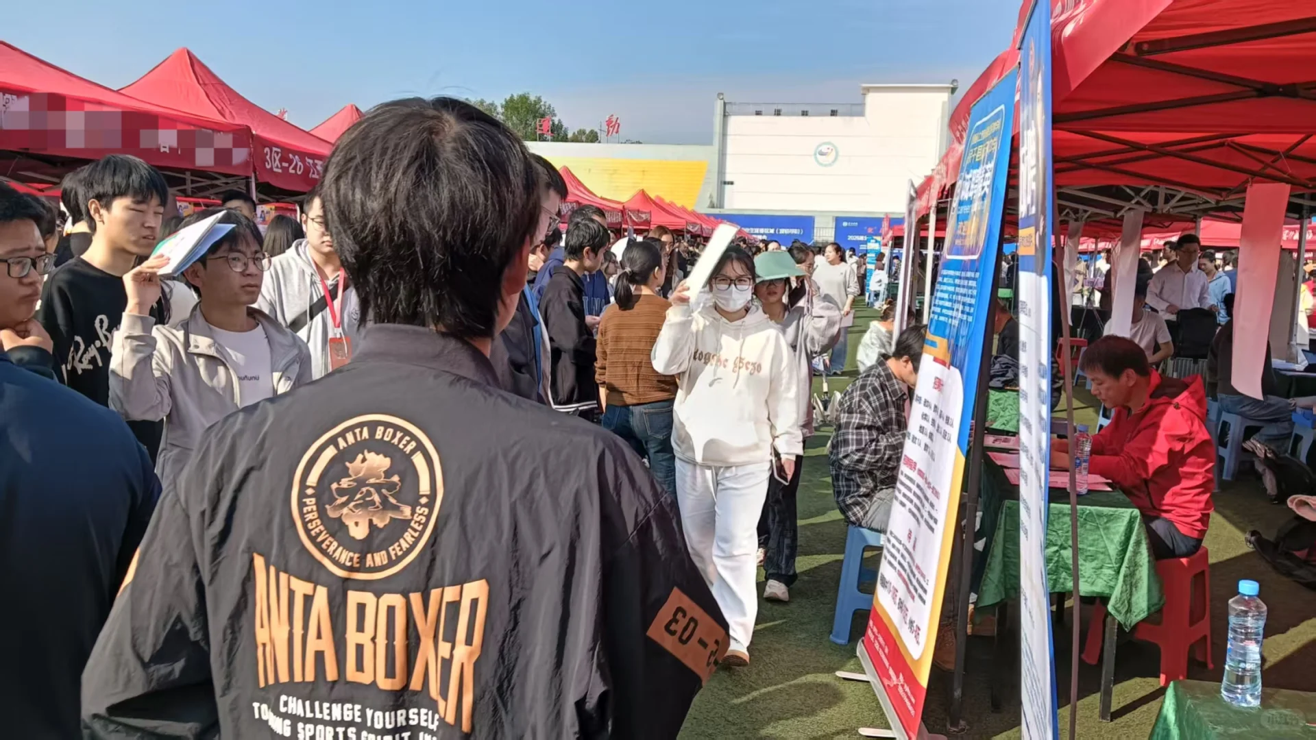 校园招聘会——我们在江西