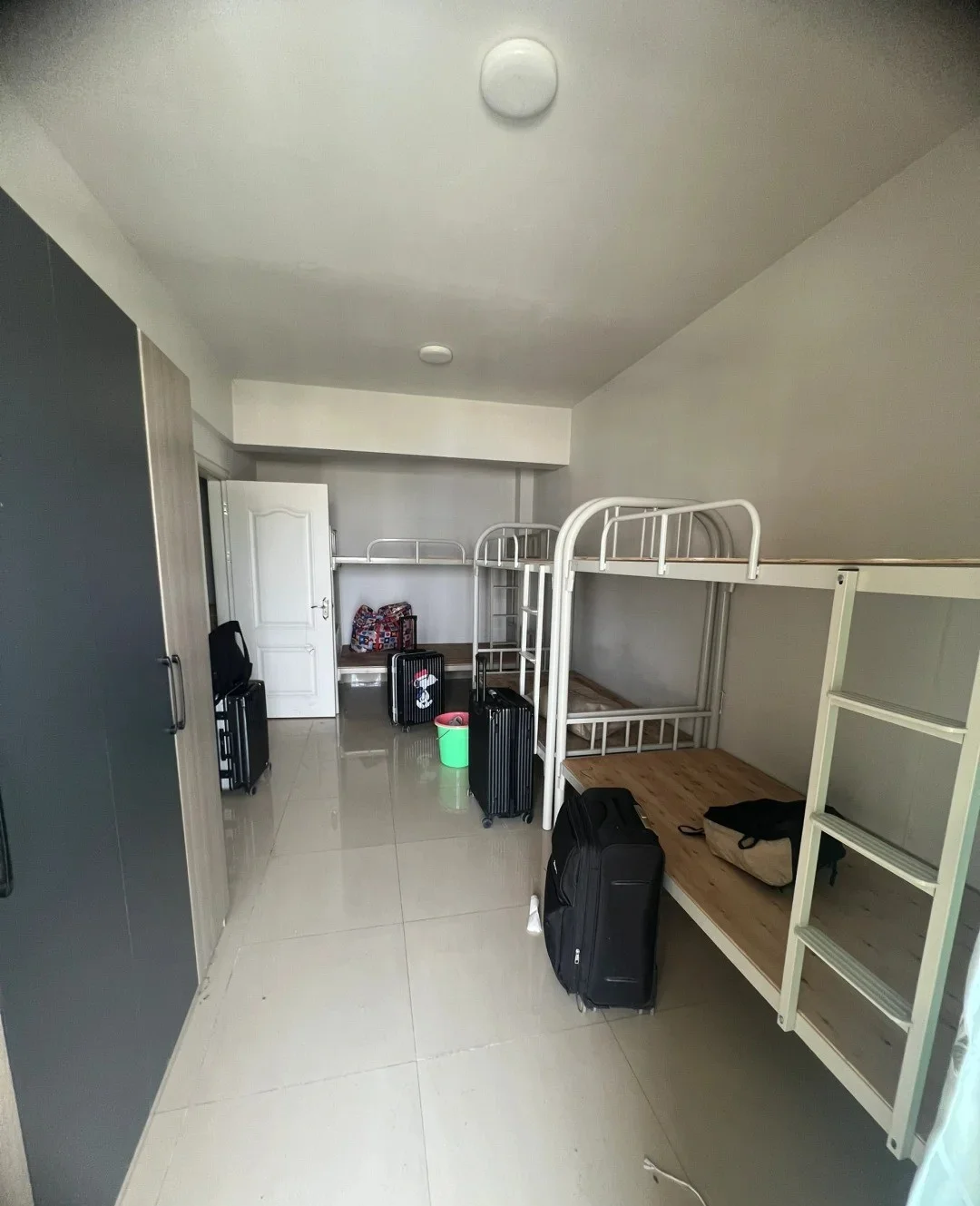 黄埔小鹏汽车 - 长白班 （22/小时）