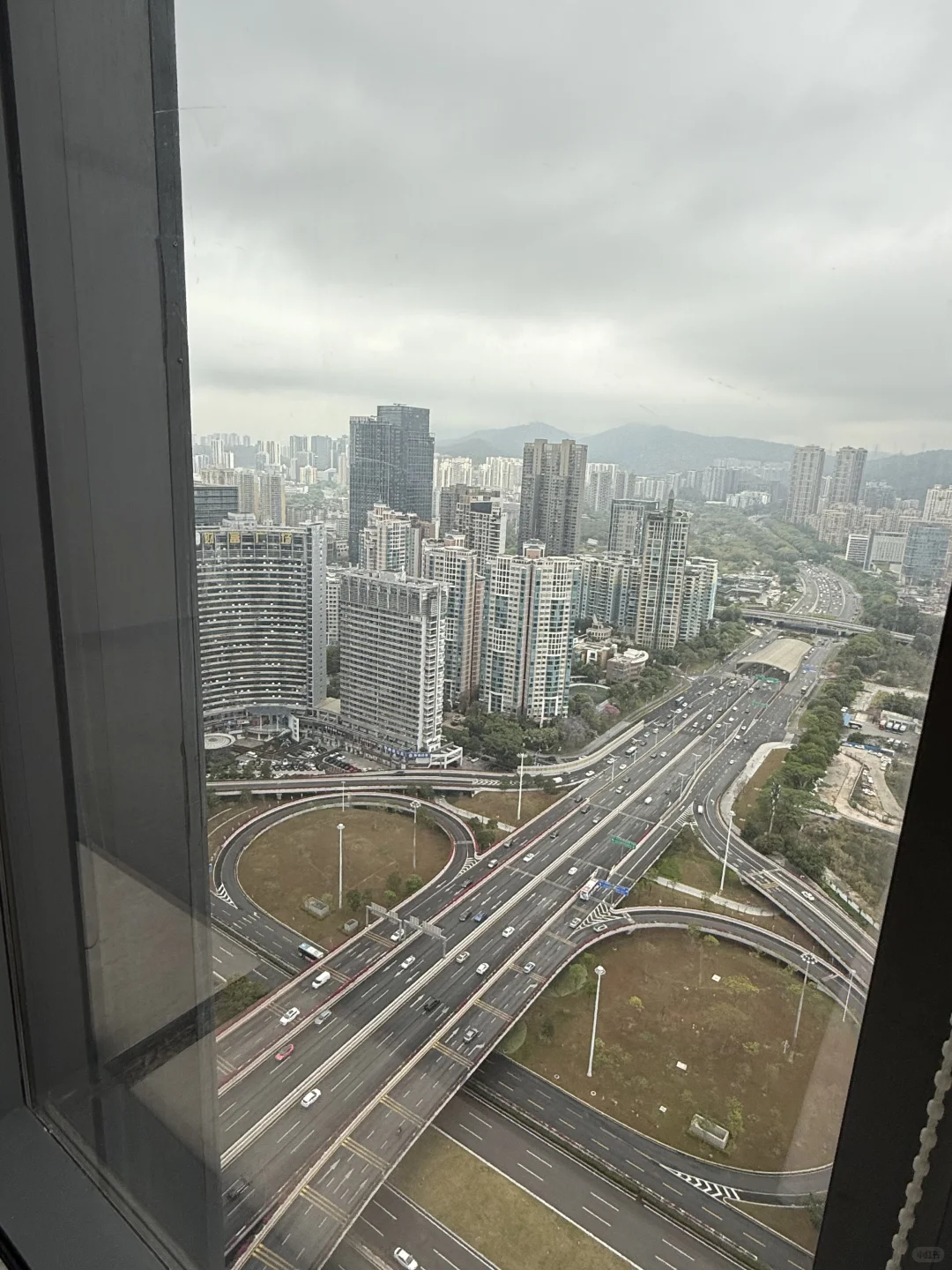 21 岁应届生做 B 端销售一年后的一些感悟