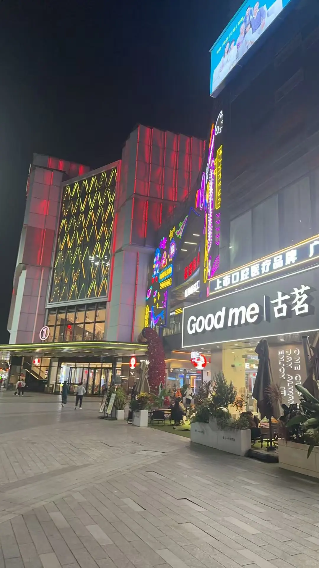 南宁兴宁区吾悦广场招人啦，有没有来的哦