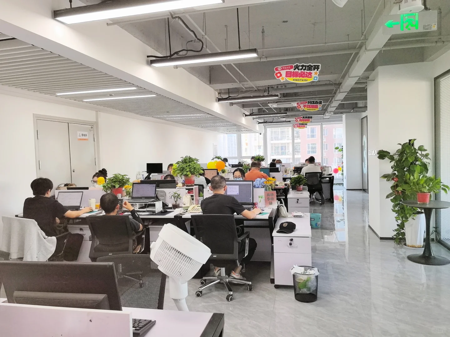 新来的HR可太会了，又爆一篇，招人啦