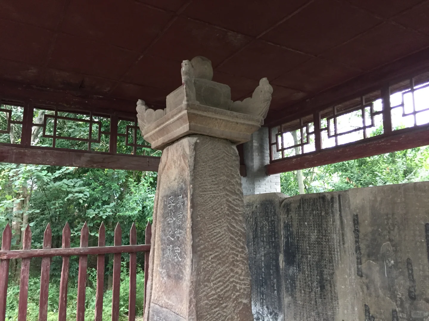 四川梓潼:李业阙