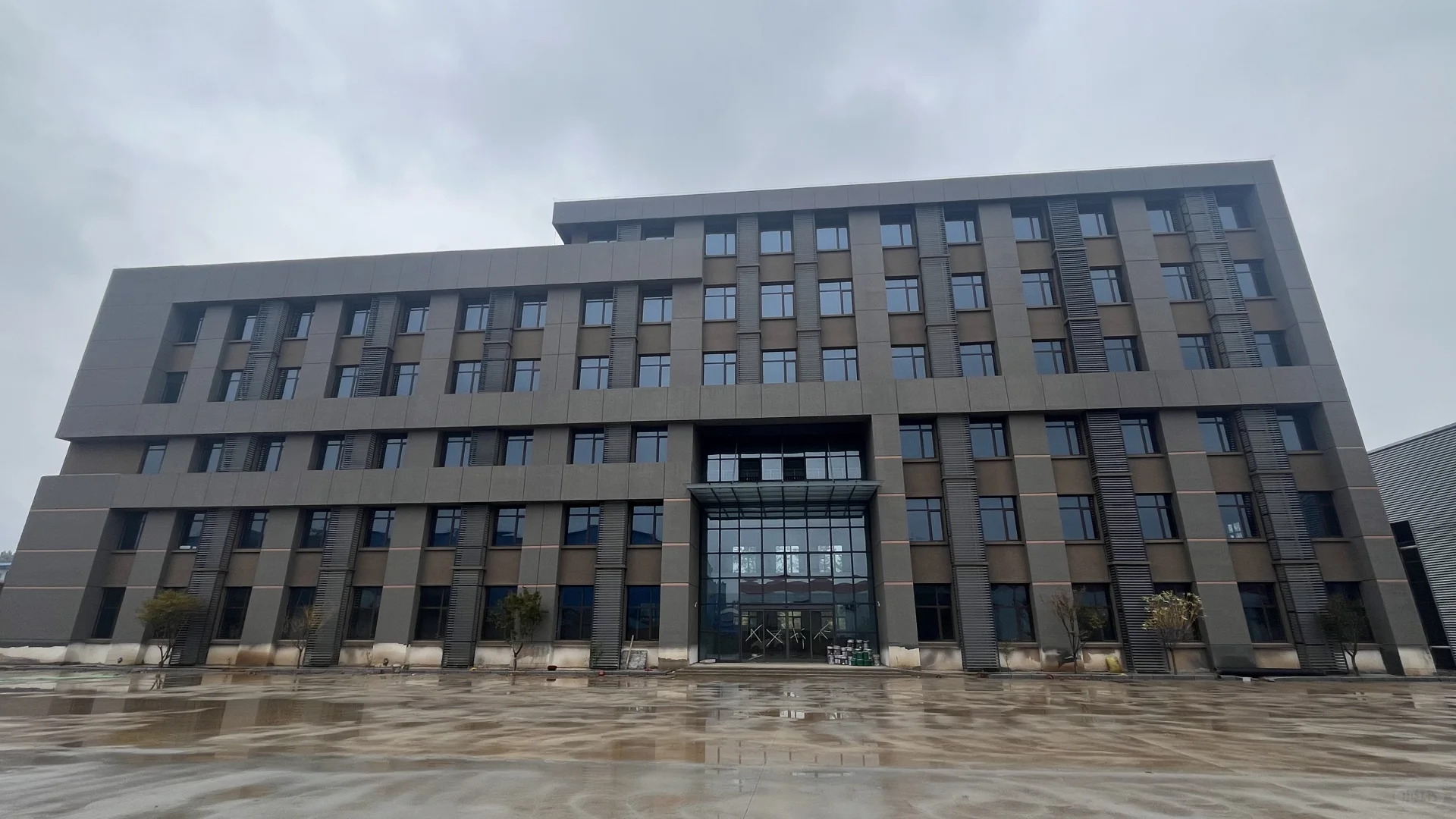 鹿泉军工企业直招残疾人