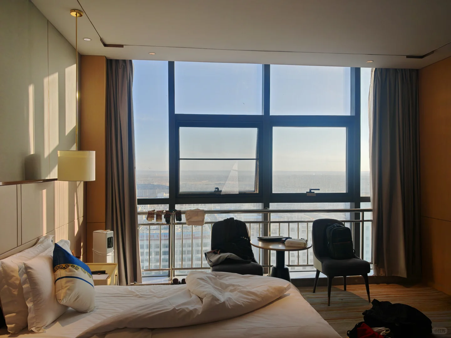 【律师日常】西安太冷，来德令哈享受暖气