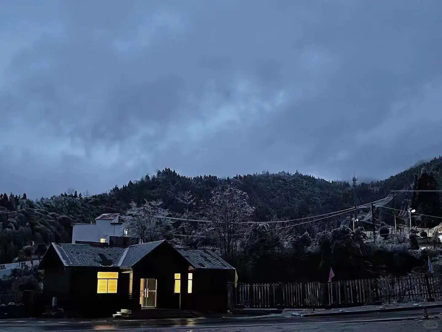 临沂妙木山滑雪场 滑雪场招聘滑雪教练