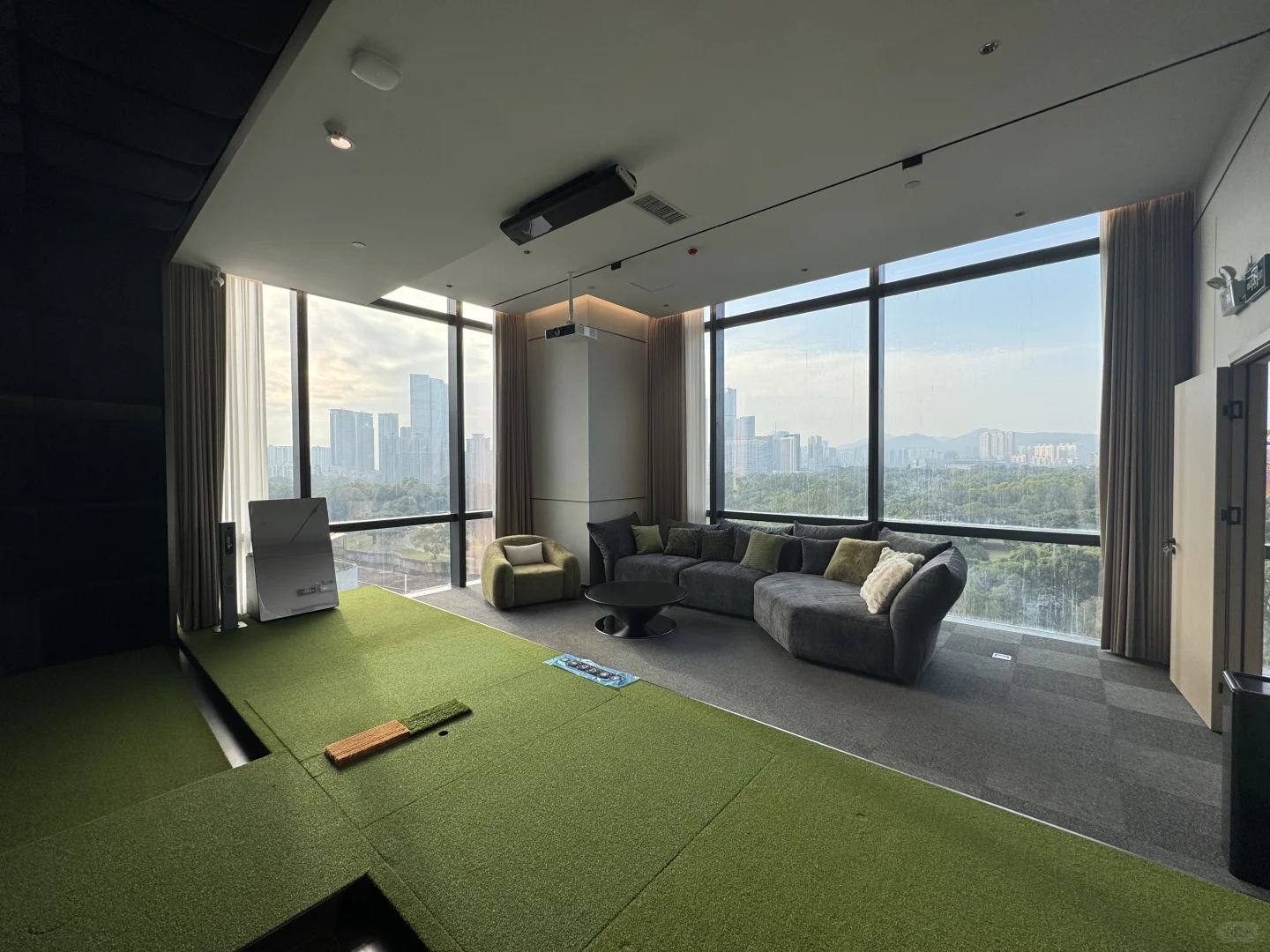 销售 招 高尔夫销售 免费打球🏌️🏌️