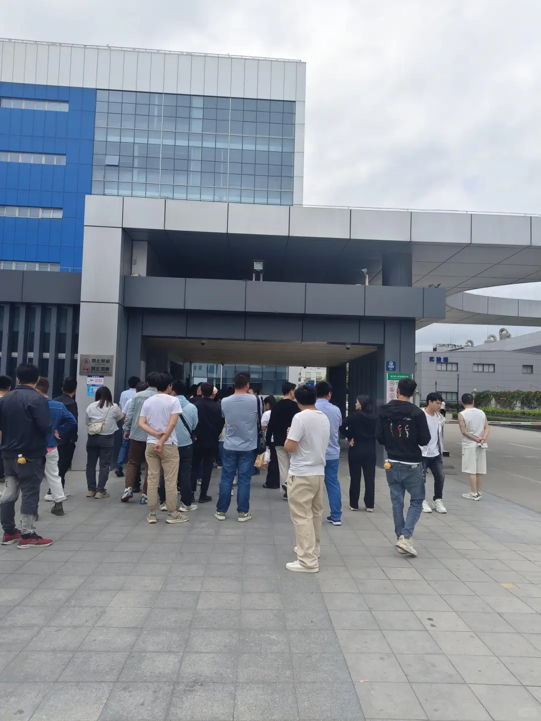 深圳电子厂高薪急聘】实习生/临时工/长期工