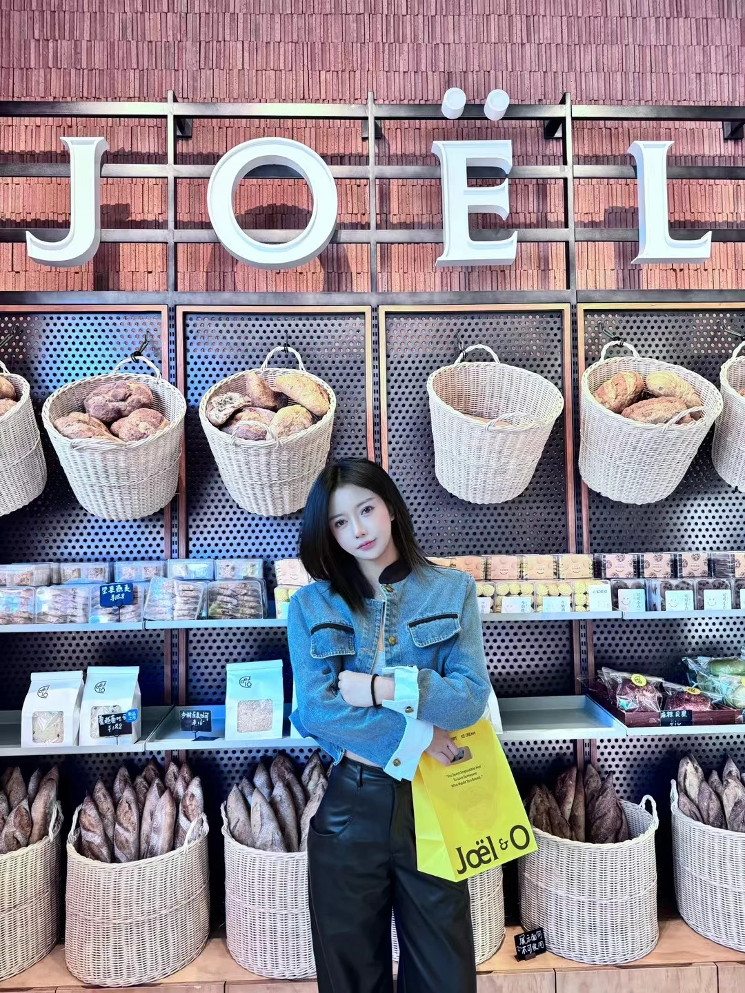 在青岛招聘两名新媒体助理挑战月入2w