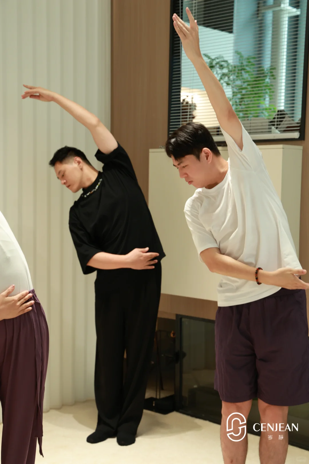 在岳阳，找一个会跳舞的助理！！时间自由