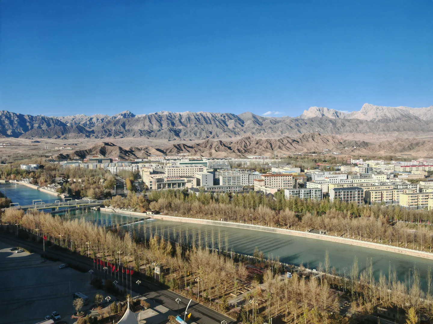 【律师日常】西安太冷，来德令哈享受暖气