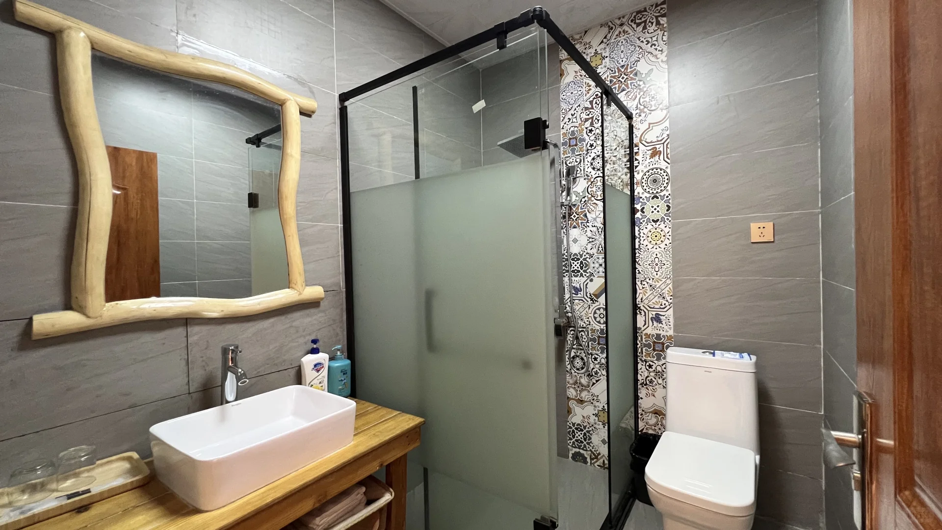 民宿招义工啦～