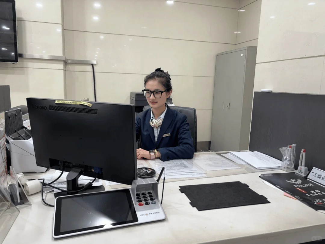 【急聘！洪柳地铁场段客服】