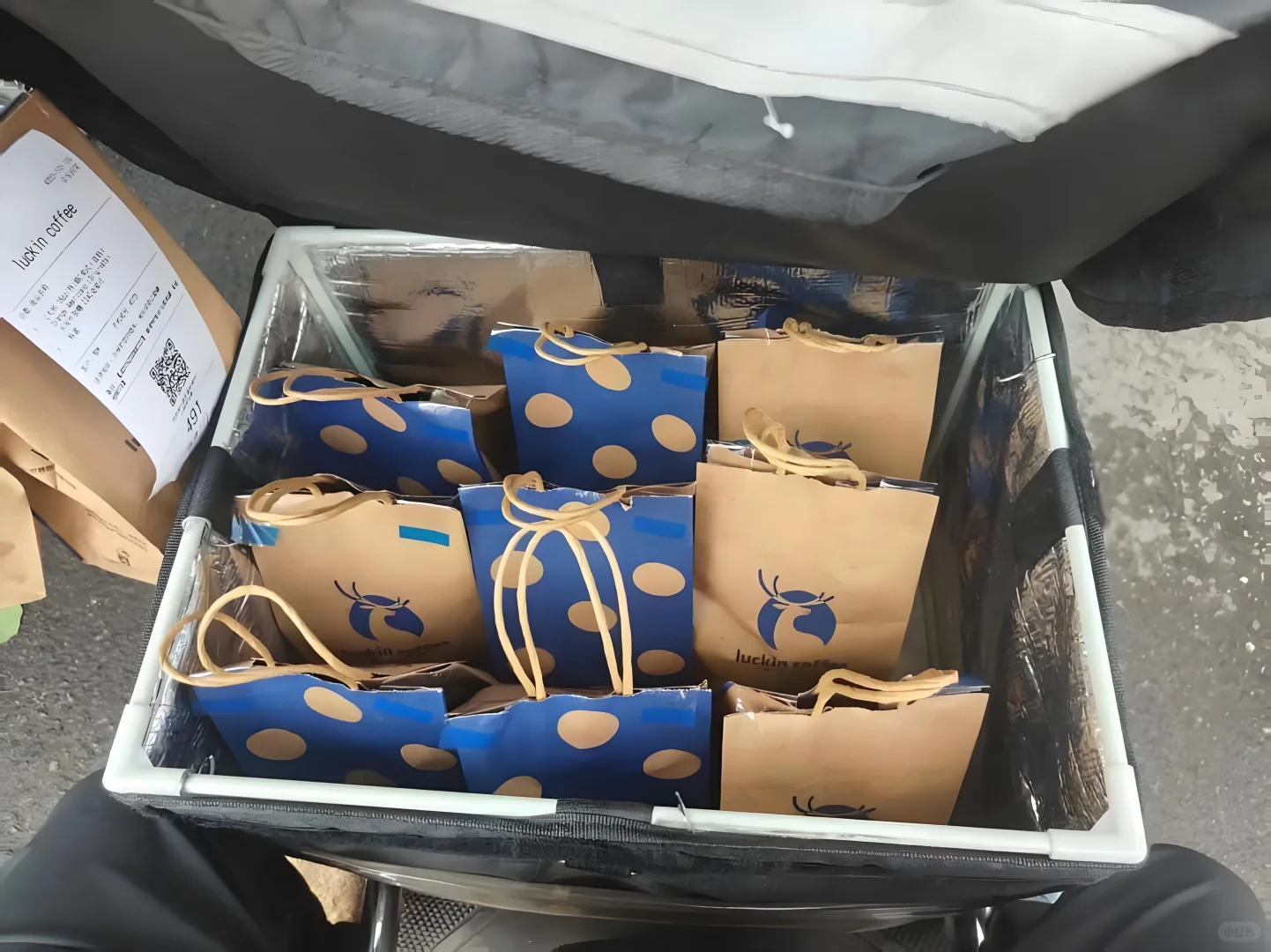 超级紧急招驻店骑手啦！快来报名！