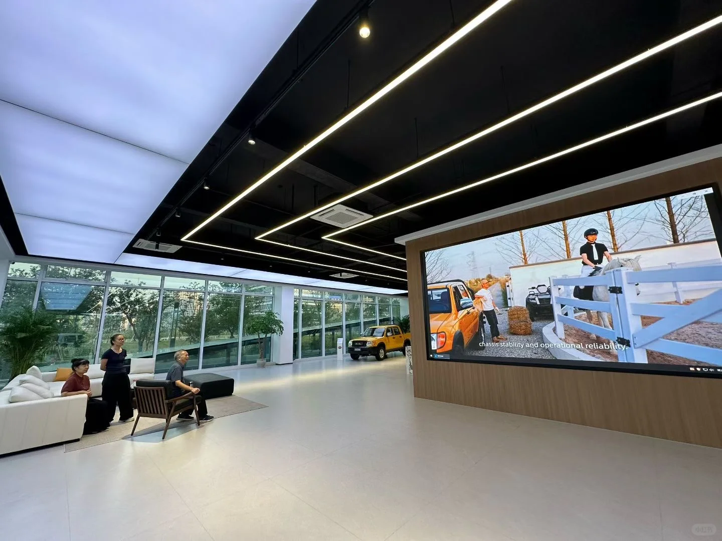 吴兴区外贸招聘。地点， 天能中央研究院。