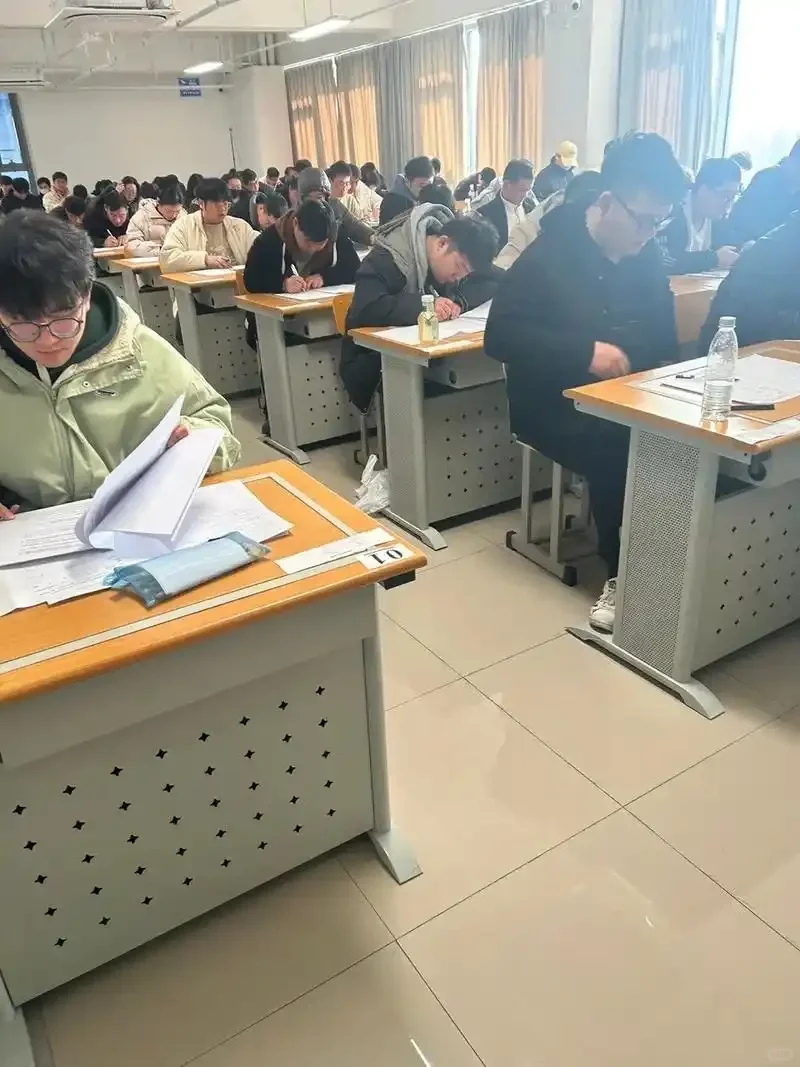 珠海监考一天180💙