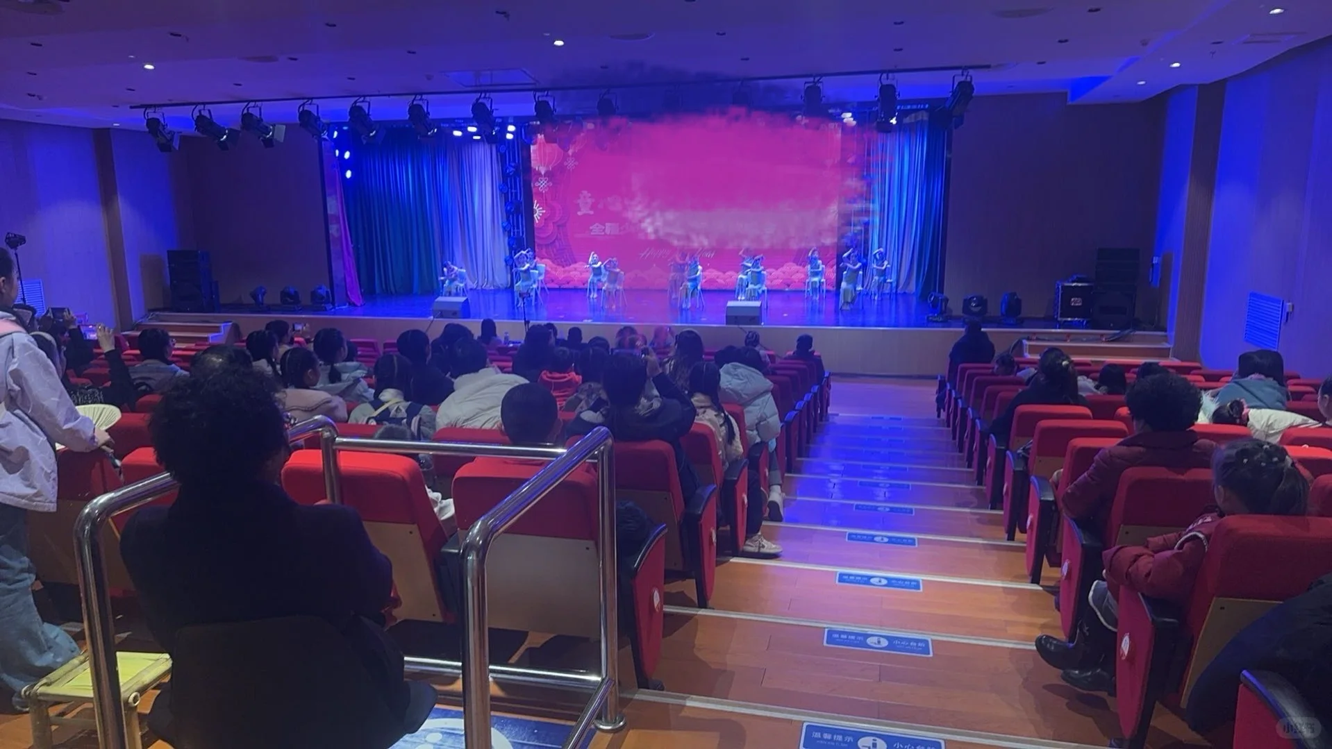 伊春市融媒体中心需要4名现场协助