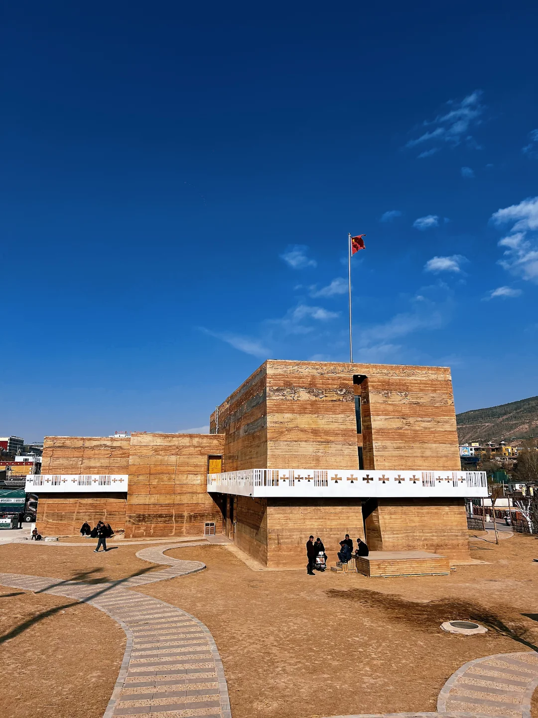 青海同仁，一眼千年的藏乡风情