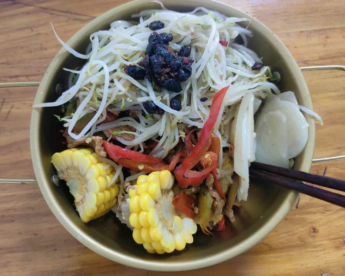 (包吃住免水电)招兼职全职！！！