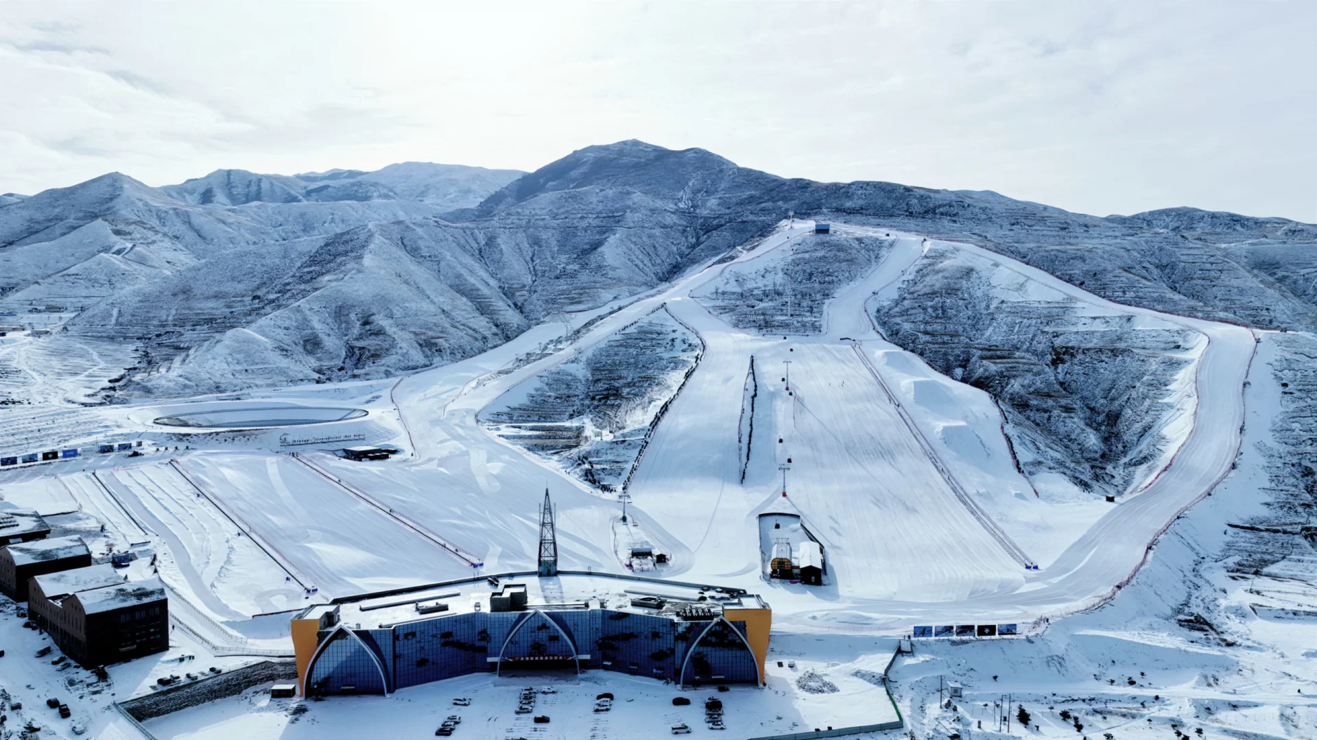 广武国际滑雪场